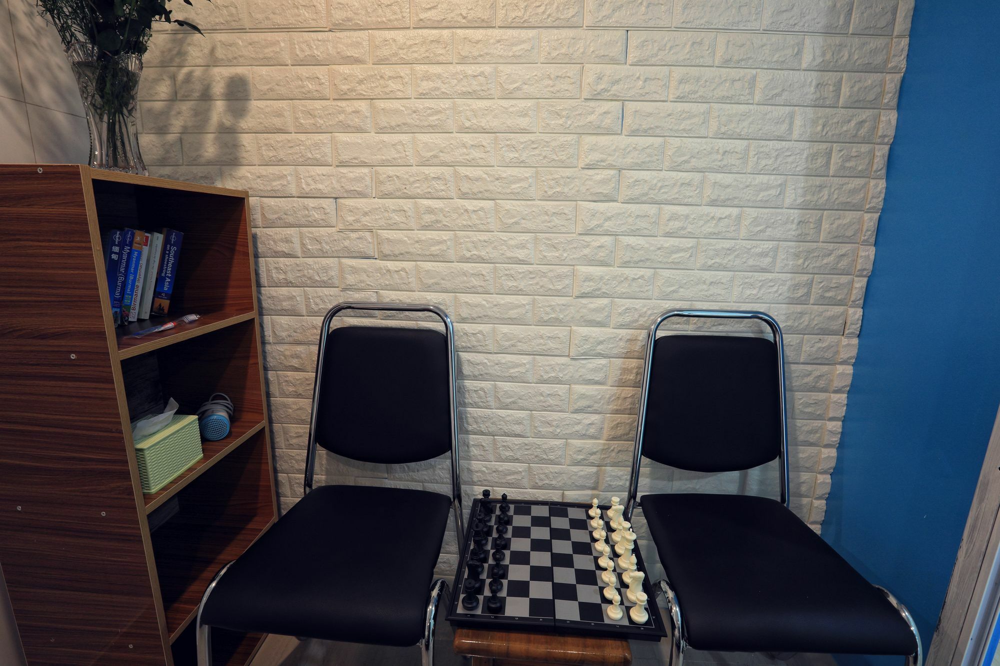 Little Monkey Hostel Yangon Esterno foto